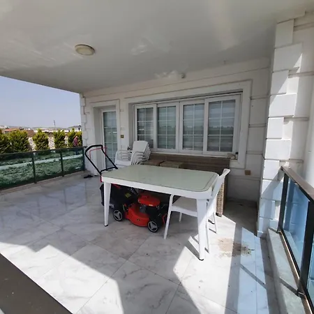 Villa Luxury With Private Pool In Yesiltepe *