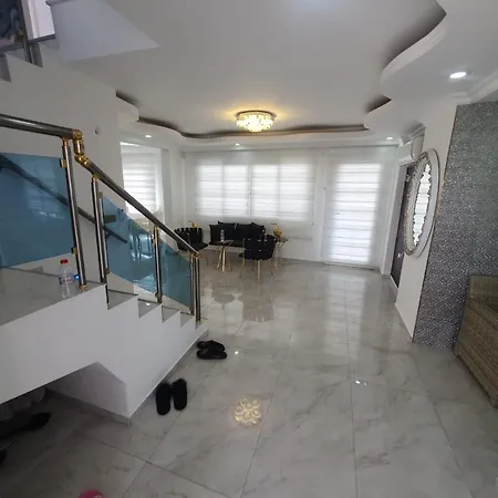 Luxury With Private Pool In Yesiltepe *