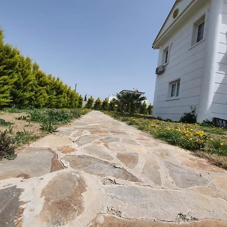 Luxury With Private Pool In Yesiltepe