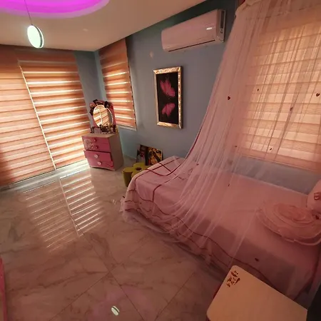 Luxury With Private Pool In Yesiltepe