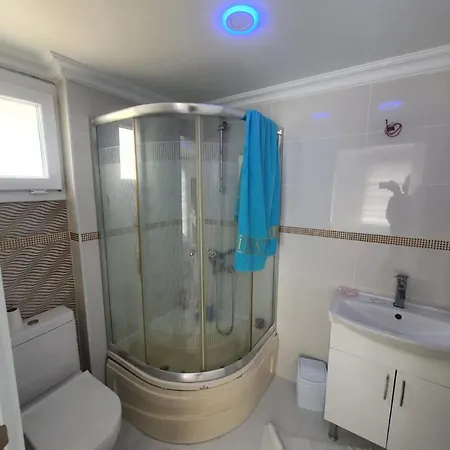Luxury With Private Pool In Yesiltepe *