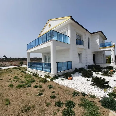 Villa Luxury With Private Pool In Yesiltepe