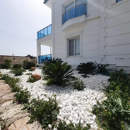 Luxury With Private Pool In Yesiltepe Villa Didim